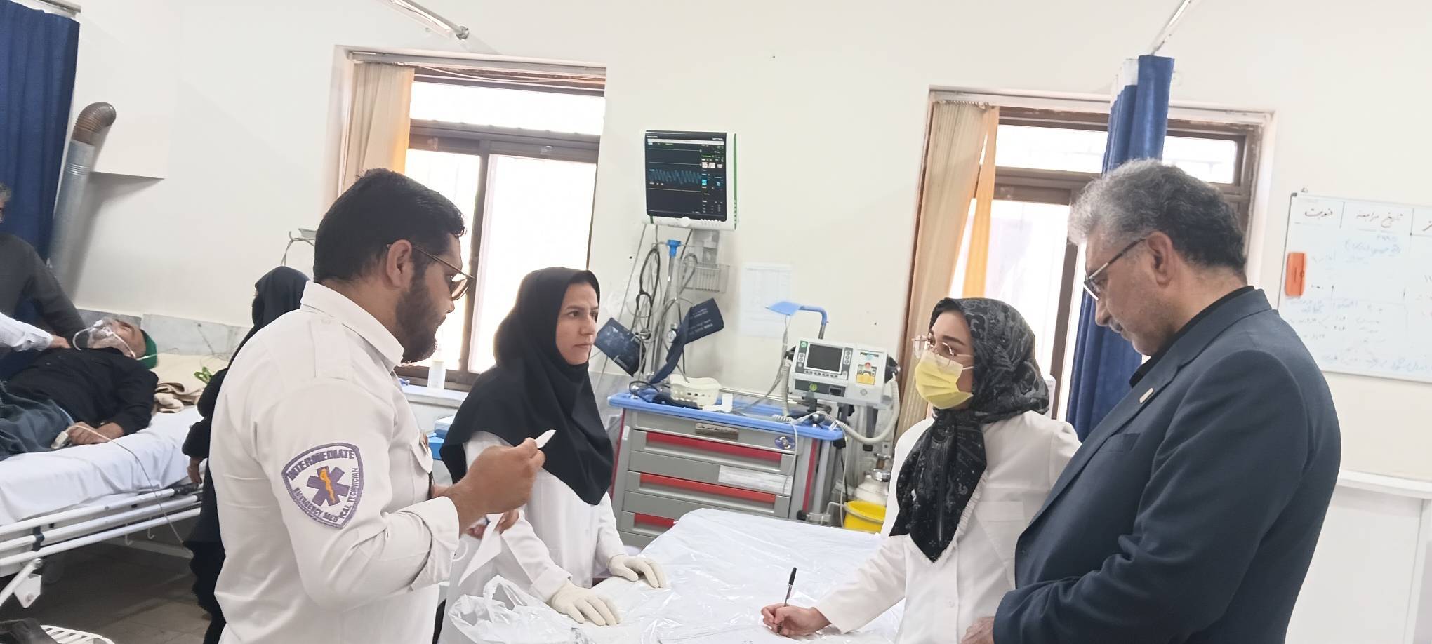 حضور میدانی مدیر شبکه بهداشت و درمان زبرخان در مسیر بازگشت زائران؛ ارزیابی روند خدمت‌رسانی در موکب‌ها، ایستگاه‌های سلامت و مراکز خدمات جامع سلامت شبانه روزی